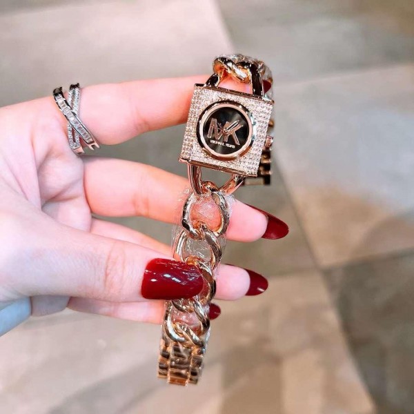 Michael_Kors Lennox