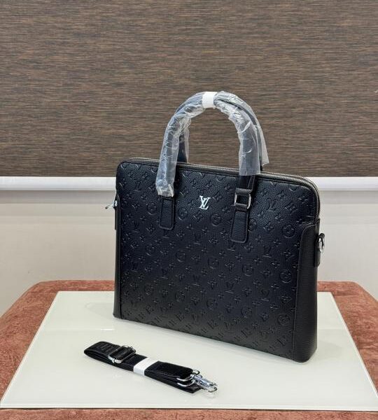 Louis_Vuitton_Premium_Laptop_Bag_X_Office_Bag_LH205-5_Black