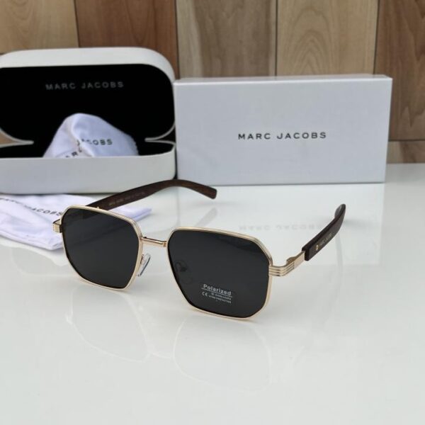 Marc_jacobs_14103_gold_black